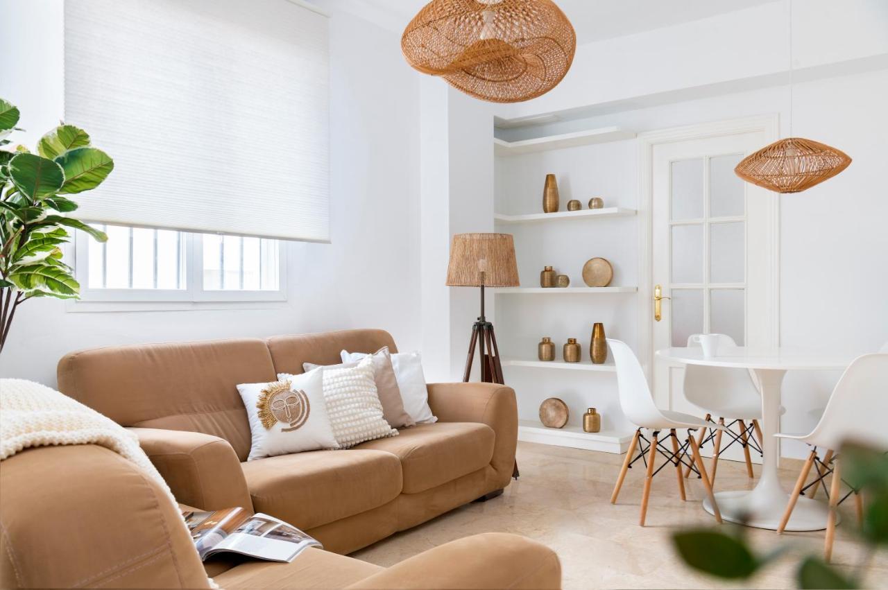 Magno Apartments Alfareria - Private Parking Included, Seville